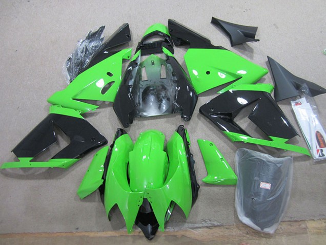 2004-2005 Black Green Kawasaki ZX10R Motorcycle Fairings UK