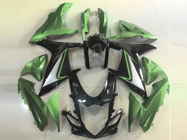 2011-2024 Green Glossy Black Suzuki GSXR 600 / GSXR 750 Motorcycle Fairings UK