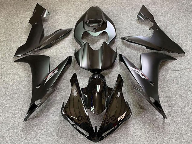 2004-2006 Glossy Black Matte Black Yamaha R1 Motorcycle Fairings UK