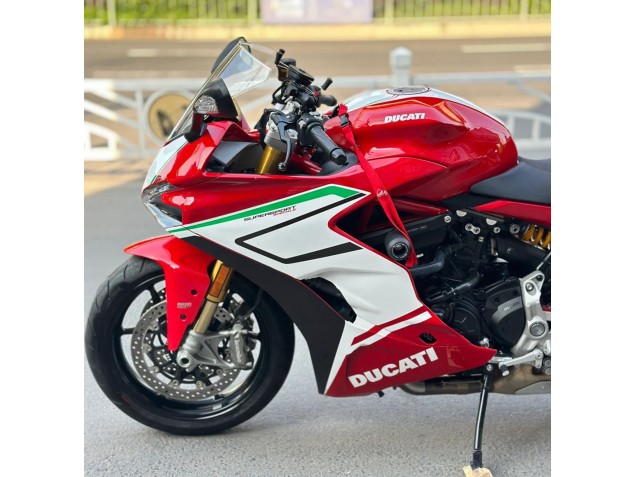 2017-2022 White Red Black Green Ducati Supersport 939/939S Motorcycle Fairings UK