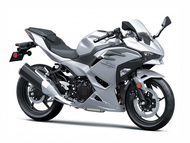 2024-2025 Metallic Silver Ninja Kawasaki Ninja 500 EX500R Motorcycle Fairings UK