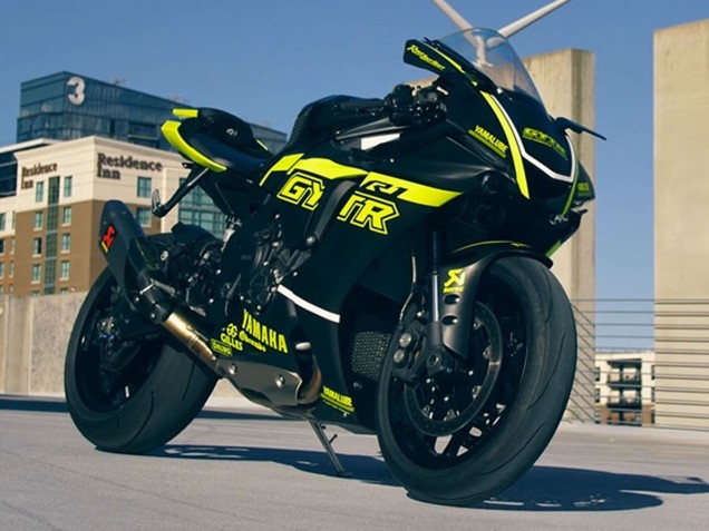 2020-2025 Glossy Black Fluorescent Yellow Yamaha YZF 1000 R1 Motorcycle Fairings UK