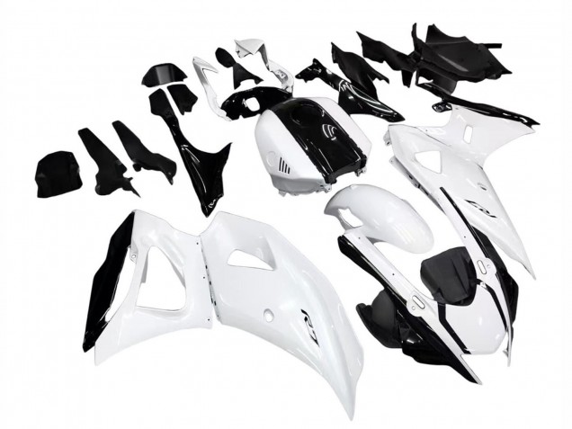 2021-2024 Glossy White Yamaha YZF R7 Motorcycle Fairings UK