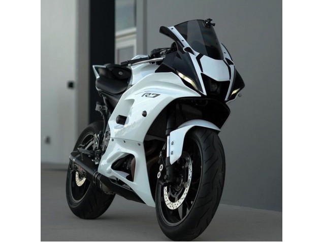 2021-2024 Glossy White Yamaha YZF R7 Motorcycle Fairings UK
