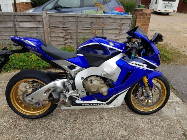 2017-2024 White Blue Honda CBR1000RR Motorcycle Fairings UK