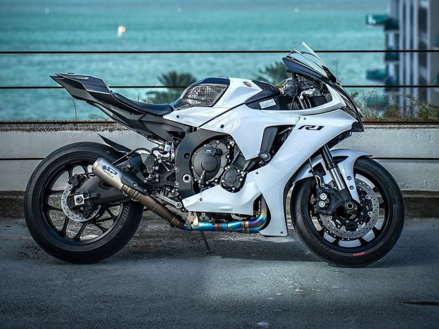 2020-2025 White Yamaha YZF 1000 R1 Motorcycle Fairing UK