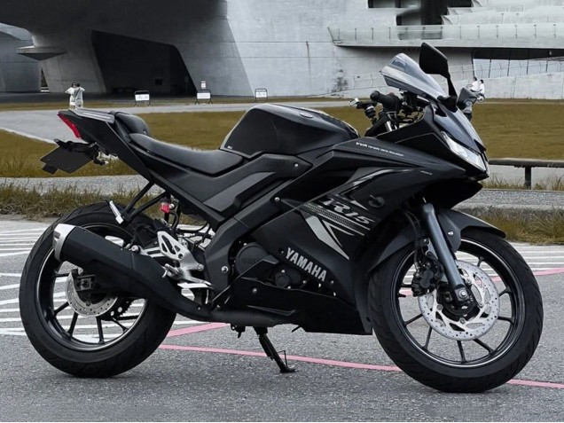 2018-2024 Matte Black Yamaha YZF R15 Motorcycle Fairings UK