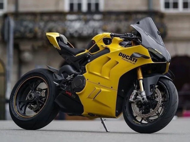 2022-2024 Yellow Black Ducati Panigale V4 V4S Motorcycle Fairings UK