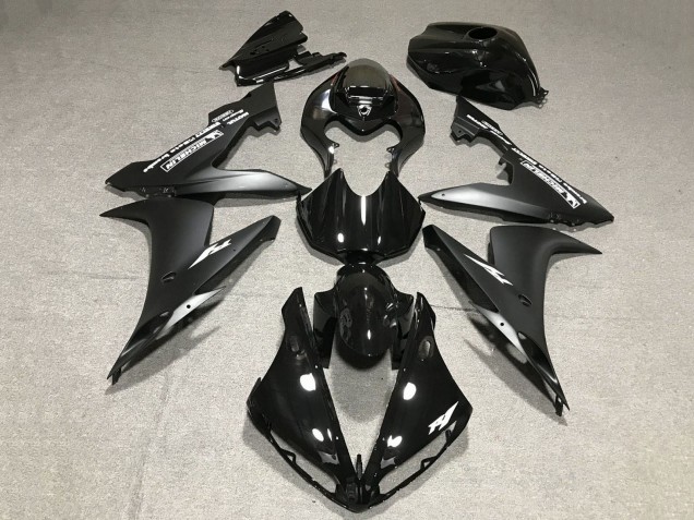 2004-2006 Glossy Black Matte Black Yamaha YZF 1000 R1 Motorcycle Fairings UK