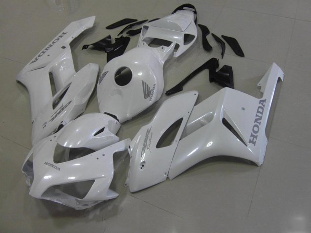 Buy 2006-2007 White with Silver Decals Honda CBR1000RR Bike Fairings UK Buy 2006-2007 White with Silver Decals Honda CBR1000RR Bike Fairings UK