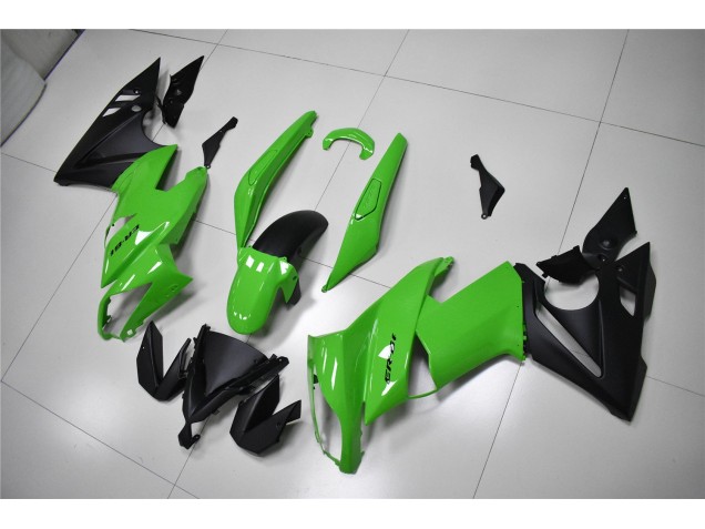 Buy 2009-2011 Green Black Kawasaki EX650 Replacement Motorcycle Fairings UK Buy 2009-2011 Green Black Kawasaki EX650 Replacement Motorcycle Fairings UK