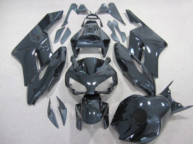 Buy 2004-2005 Black Honda CBR1000RR Motorcycle Fairings Kit UK Buy 2004-2005 Black Honda CBR1000RR Motorcycle Fairings Kit UK